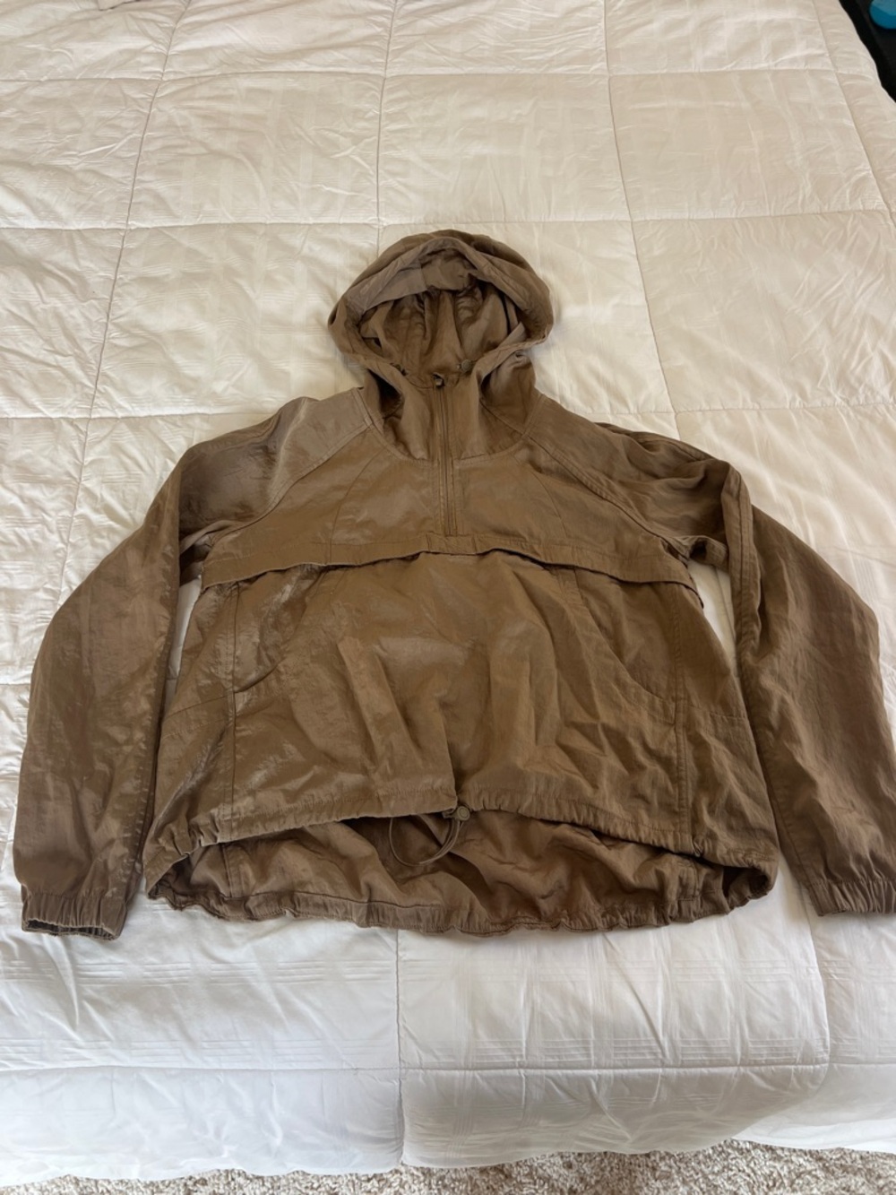 Lululemon Lightweight Hooded Anorak Jacket in Brown
